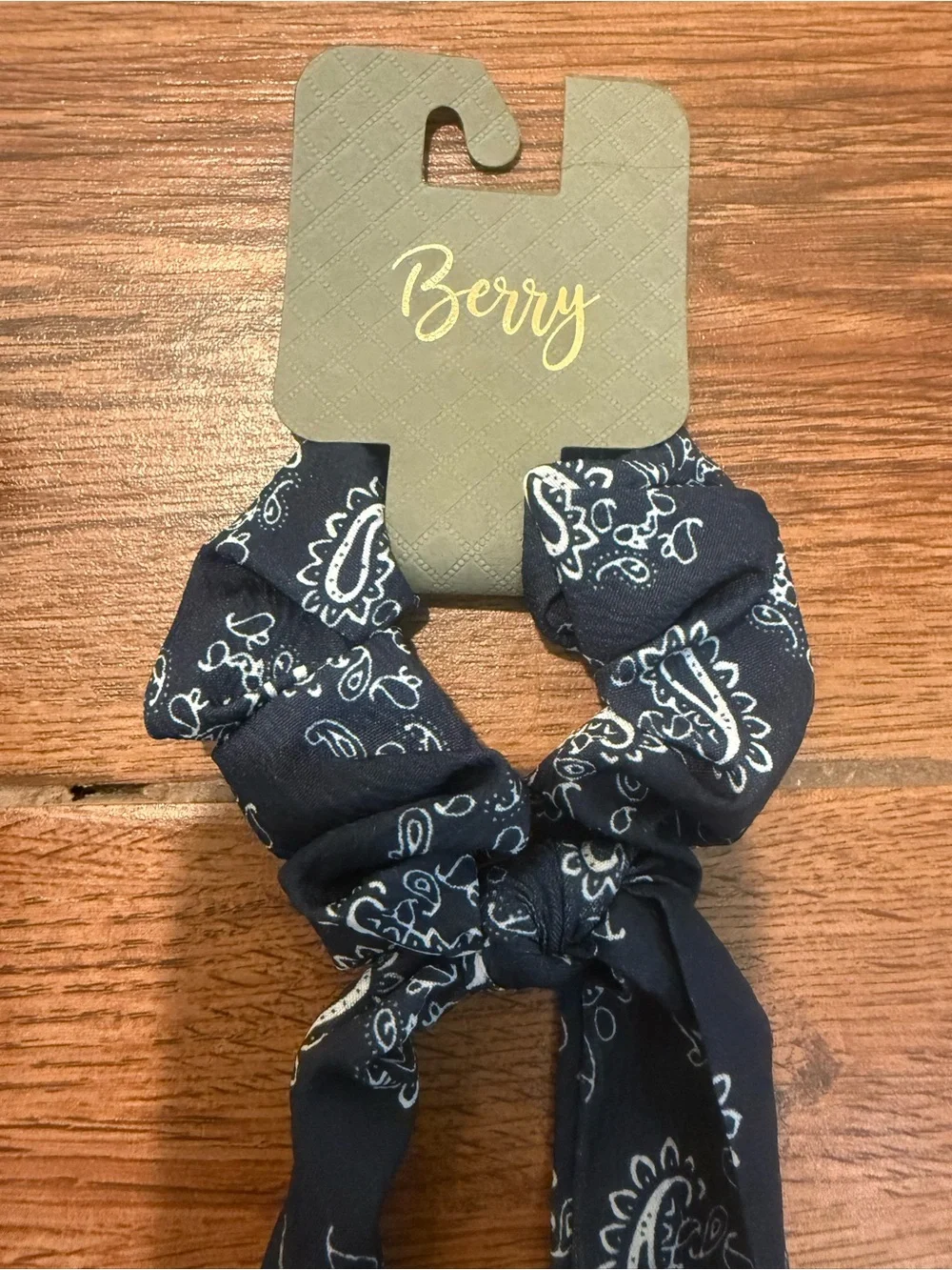 ✨Bundle nOir Brown Paisley Bandana Scarf & Berry Navy Paisley Hair Tie Set